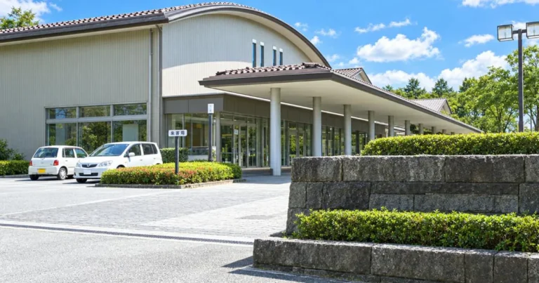 野田市斎場の外観