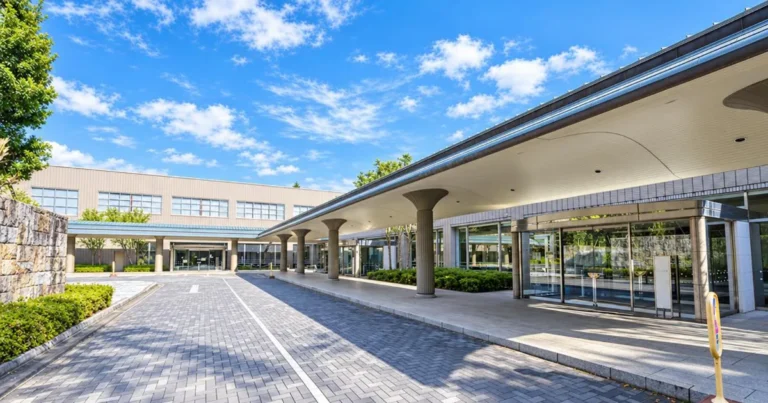 相模原市営斎場の外観